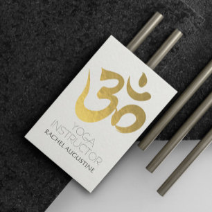 Eleganter weißer und goldener Om-Symbol-Yoga-Lehre Visitenkarte