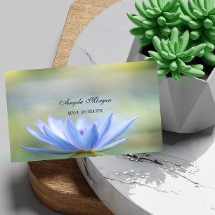 Eleganter Yoga-Lehrer mit Blauem Lotus Visitenkarte