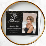 Elegantes 50 und fabelhaftes Black Gold Glitzer Fo Einladungspostkarte<br><div class="desc">Mit dieser eleganten und stilvollen Einladung laden Familie und Freunde zu einer 50. Geburtstagsfeier ein. Der goldene Glitzer auf schwarzem Hintergrund und die stilvolle Typografie. Sie können das Foto einfach durch eines Ihrer eigenen ersetzen und die Details anpassen.</div>
