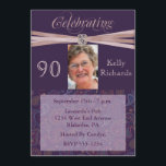 Elegantes 90. Geburtstagsparty Foto Einladungen<br><div class="desc">Die Gäste werden Liebe haben,  diese elegante 90. Geburtstagsfeier mit einem Bild des Ehrengastes zu empfangen. Anpassen Sie diese Einladung einfach mit Ihren Informationen.  Sie können sogar die Schriftart ändern!</div>