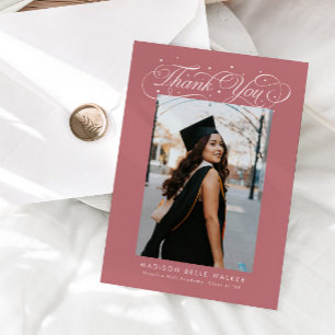 Elegantes Abschlussfoto in Rosa mit Schrift Dankeskarte