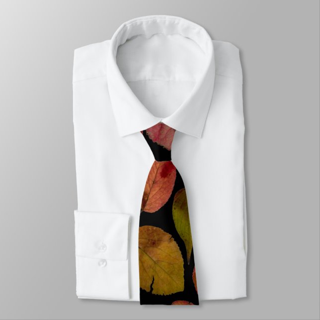 Elegantes Ahorn Blätter Herbst-Muster Neck Tie Krawatte (Gebunden)