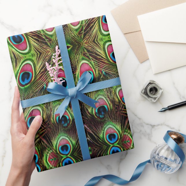 Elegantes Aquamarines blaues türkisfarbenes Pfauen Geschenkpapier (Schenken)