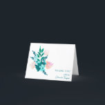 Elegantes Aquamarines blaues Wasserfarben Brautpar Dankeskarte<br><div class="desc">Mit dieser eleganten, blumengeschmückten Dankeschön-Karte, die eine weiche, botanische Aquarellanordnung in sanften Blautönen, aquamarinen und Blütentönen bietet, können Sie sich stilvoll bedanken. Das minimalistische Design verbindet sich wunderbar mit einem modernen Script-Schriftart und schafft so einen zeitlosen und raffinierten Look. Diese Karte eignet sich ideal für Hochzeiten, Brautpartys, Babyduschen oder jeden...</div>