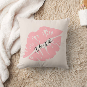 Elegantes Aquarell Rosa Lippen XOXO Persönlich ang Kissen