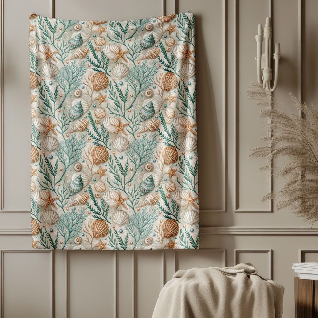Elegantes Beach Themed Blanket Subtile Marine Must Fleecedecke (Handcrafted Ocean Breeze Blanket with Gentle Pastel Shades)