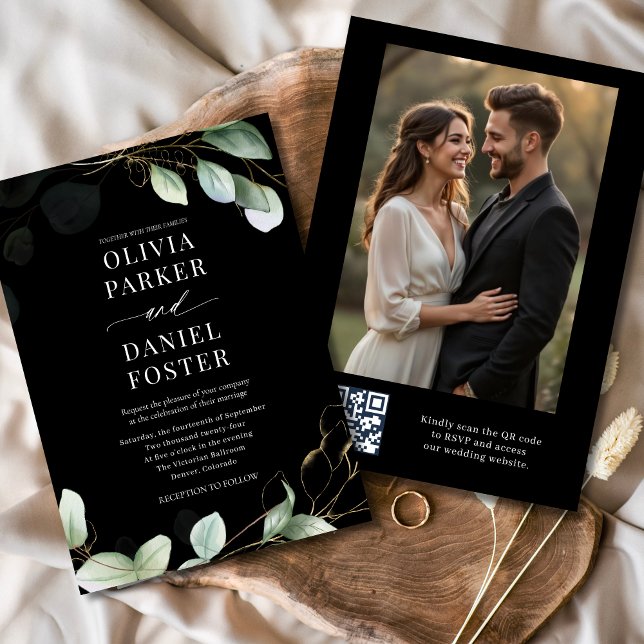 Elegantes Black Eucalyptus QR Code Foto Wedding Einladung (Von Creator hochgeladen)
