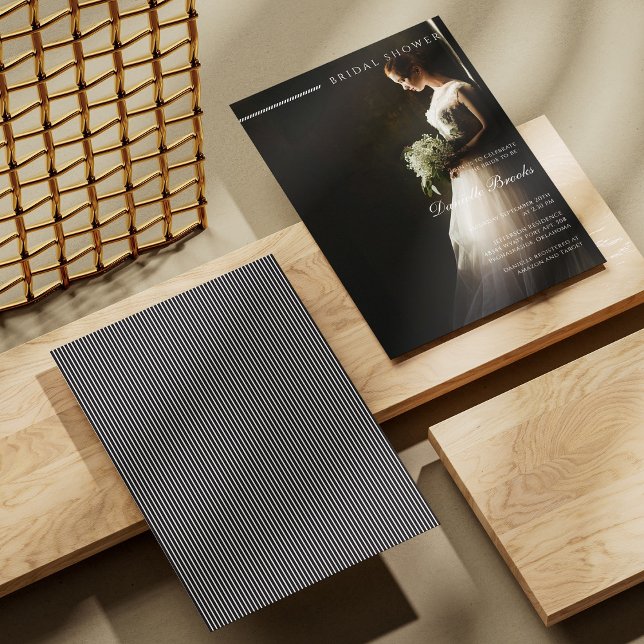 Elegantes Black & White Bride Foto Brautparty Einladung (Elegant Black & White Bride Photo Bridal Shower Invitation)