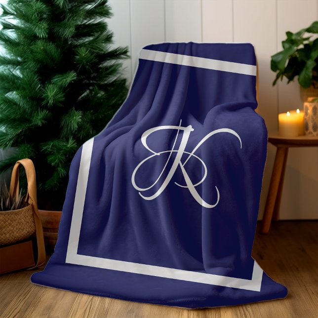 Elegantes blau-graues Monogramm-Initial Fleecedecke (Von Creator hochgeladen)