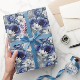 Elegantes Blau und Weiße Rosen und Lilien Geschenkpapier