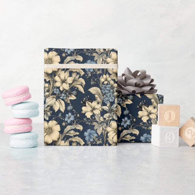 Elegantes blaues Cream Floral Muster Geschenkpapier (Babyparty)