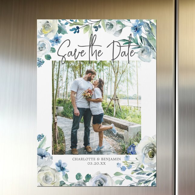 Elegantes Blue Floral Spring Foto Save the Date Magneteinladung (Von Creator hochgeladen)