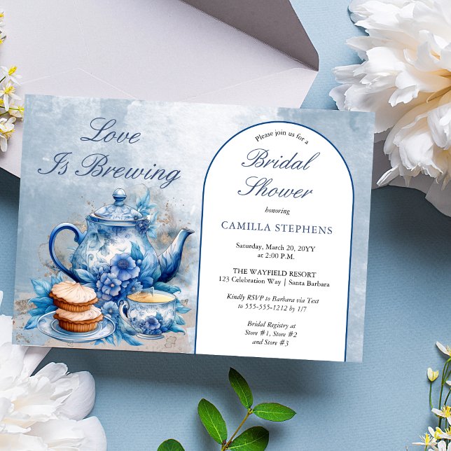 Elegantes Blue Floral Tee Set Brautparty Tea Einladung (Elegant Blue Floral Teacup Bridal Shower Tea Landscape Invitation)