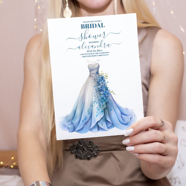 Elegantes Blue Floral Wedding Dress Brautparty Einladung (Von Creator hochgeladen)