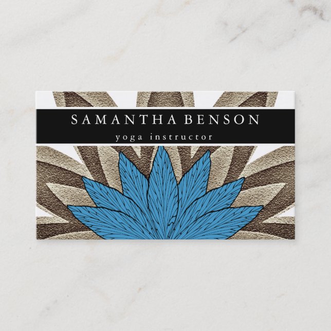 Elegantes Blue & Gold Lotus Blume Logo Yoga Visitenkarte (Vorderseite)