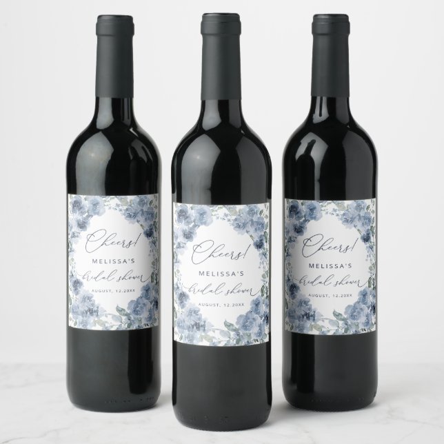 Elegantes Blue Watercolor Floral Brautparty Weinetikett (Flaschen)