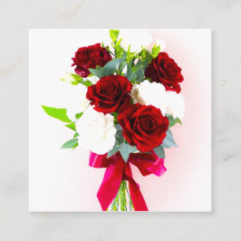 Elegantes Blumenarrangement mit Burgund Quadratische Visitenkarte