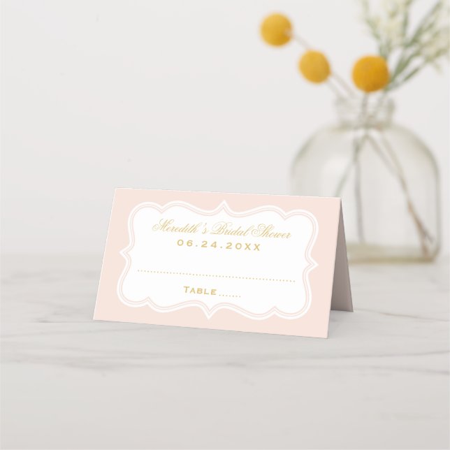 Elegantes Blush and Gold Wedding Brautparty Platzkarte (Vorderseite)