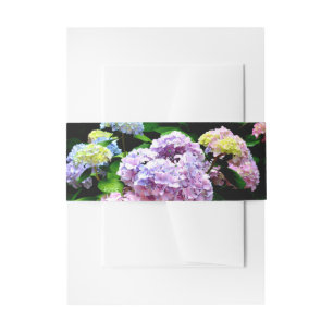 Elegantes bohrosa lila-blaues Blumengestein Hydran Einladungsbanderole