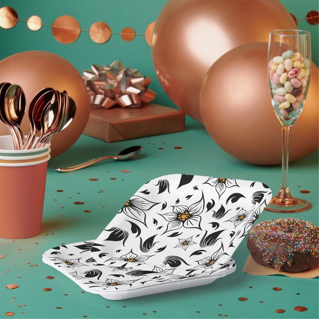 Elegantes botanisches Schwarz-Weiß-Muster Pappteller (Von Creator hochgeladen)