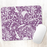 Elegantes botanisches Zeitalter Lila Mousepad<br><div class="desc">Hübsche florale botanische Silhouetten der Natur,  weißes Blattwerk,  Blätter und Blume auf lila Hintergrund.</div>