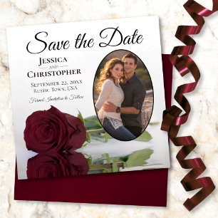 Elegantes Burgund Maroon Rose & Oval Foto Hochzeit Save The Date