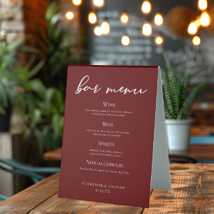 Elegantes Burgundy Minimalistisch Wedding Bar Menu Tischaufsteller