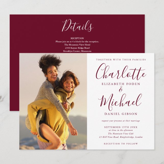 Elegantes Burgundy Script Foto Hochzeit in einem Einladung (Vorne/Hinten)
