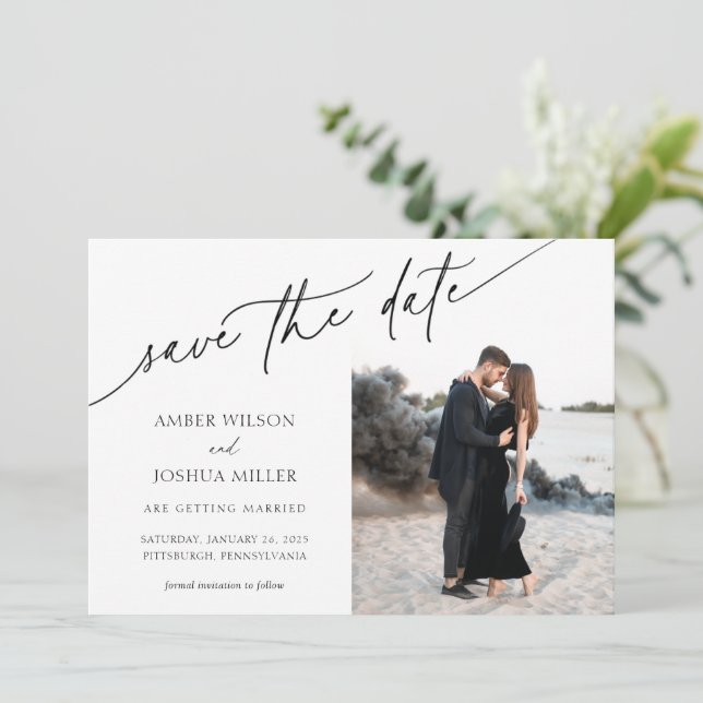 Elegantes Calligrafy Foto Hochzeit Speichern Sie d Einladung (Stehend Vorderseite)