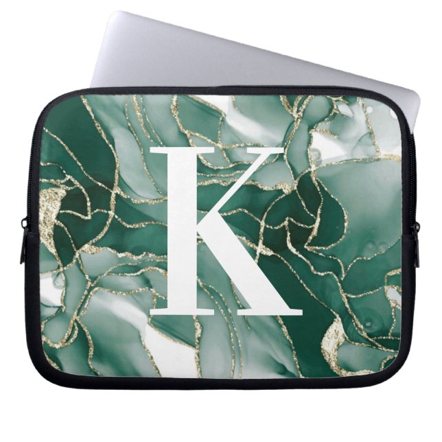 Elegantes Chic Green Gold Marmor Agate Monogram Laptopschutzhülle (Vorderseite)