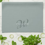 Elegantes Chic Sage Green Family Monogramm  Geschirrtuch<br><div class="desc">Moderne,  elegante,  mit Monogramm Küchenhandtücher im Bauernhaus mit eleganter Schriftzeichen in dunkelgrünen Schriftzeichen.</div>