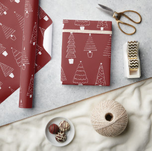 Elegantes Cranberry Red Christmas Pine Tree Muster Geschenkpapier