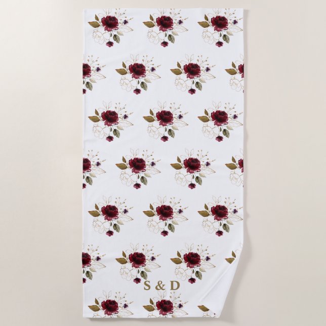 Elegantes Delicate Burgundy Gold Blume Monogramm Strandtuch (Vorderseite)
