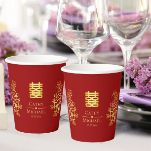 Elegantes doppeltes Glück Chinesische Hochzeit mit Pappbecher