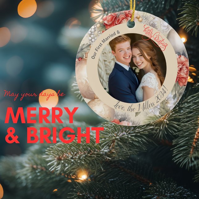 Elegantes Erstes Verheiratetes Foto Keramik Ornament (Von Creator hochgeladen)