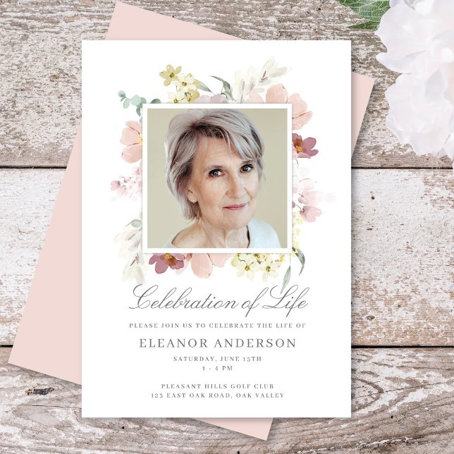 Elegantes florales Foto zum Gedenken an das Leben Einladung (Von Creator hochgeladen)