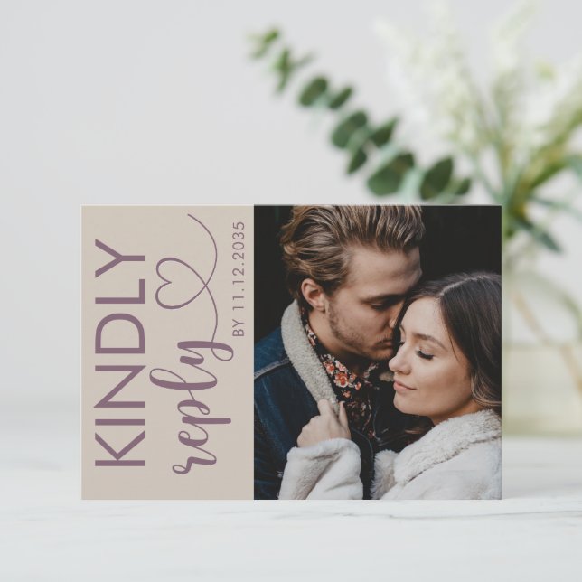 Elegantes Foto Dusty Rose & Beige Wedding RSVP Karte (Stehend Vorderseite)