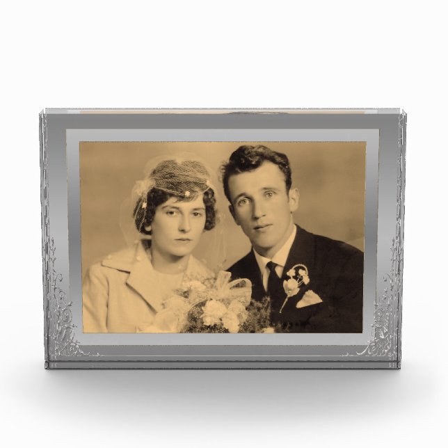 Elegantes Foto mit silberfarbenem Rahmen (Vorderseite)