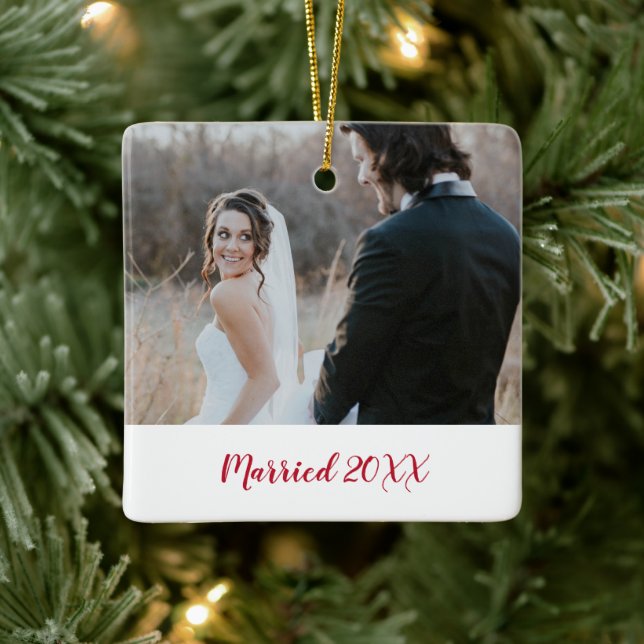 Elegantes Foto Modernes Erstes Weihnachtsfest Verh Keramikornament (Baum)