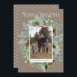 Elegantes Foto Weihnachtsgrün Grußkarte<br><div class="desc">Feiern Sie die Saison mit dieser schönen Aquarellkarte.
Foto mit freundlicher Genehmigung von https://maeganbartell.wixsite.com/graciemaephotography</div>