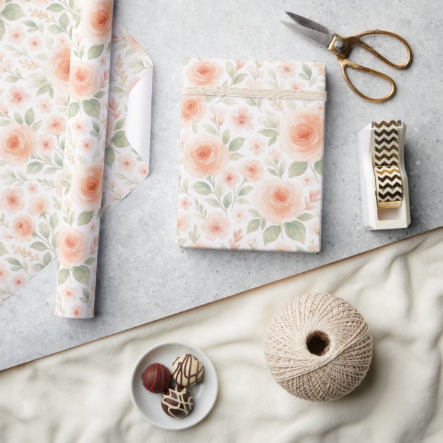 Elegantes französisches Shabby Chic Blumenmuster Geschenkpapier (Kunsthandwerk)