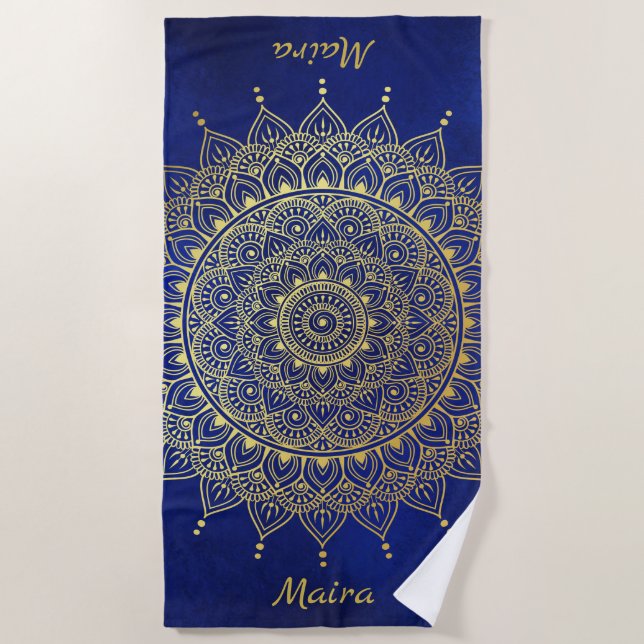 Elegantes Gold auf Deep Blue Floral Henna Mandala Strandtuch (Vorderseite)