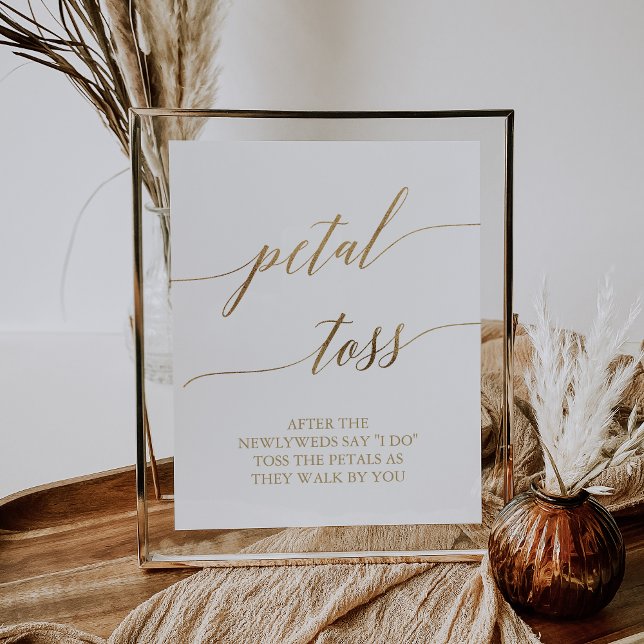 Elegantes Gold Calligraphy Wedding Petal Toss Sign Poster (Von Creator hochgeladen)