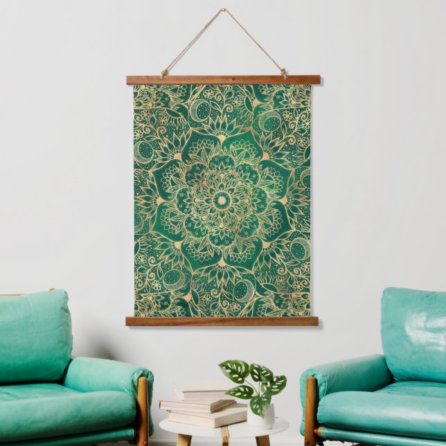 Elegantes Gold Floral Mandala Green Design Wandteppich Mit Holzrahmen (Wohnzimmer)