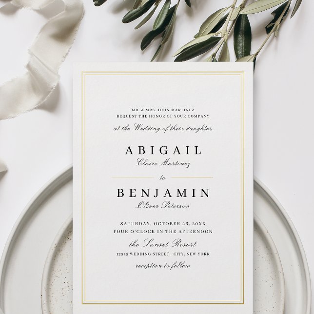 Elegantes Gold grenzt an minimalistische Hochzeit Folieneinladung (Von Creator hochgeladen)