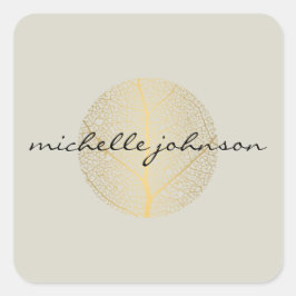 Elegantes Gold Leaf Logo auf Tan Quadratischer Aufkleber