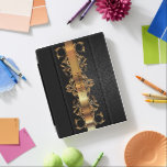 Elegantes Gold u. schwarzer Damast iPad Hülle<br><div class="desc">Elegantes Gold u. schwarze Damast Ipad Abdeckung. 100% kundengerecht. Bereiten Sie vor, um die Kästen auszufüllen oder den BESONDERS ANFERTIGEN Knopf an zu klicken, um irgendwelche des Textes oder der Grafiken hinzuzufügen, zu bewegen, zu löschen oder zu ändern. Gemacht mit hohem Entschließungsvektor und/oder digitalen Grafiken für einen beruflichen Druck. ANMERKUNG:...</div>