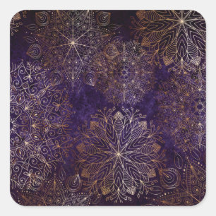 Elegantes Gold und Lila Mandala-Muster Quadratischer Aufkleber