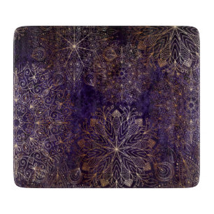 Elegantes Gold und Lila Mandala-Muster Schneidebrett