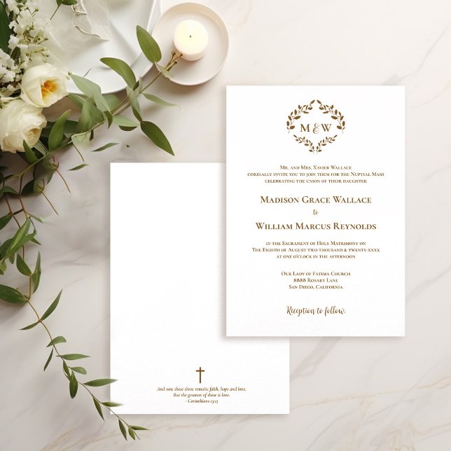 Elegantes Gold & Wappen Moderne katholische Hochze Einladung (Monogram laurel wreath leaves faux gold cross bible verse modern catholic wedding invitation.)